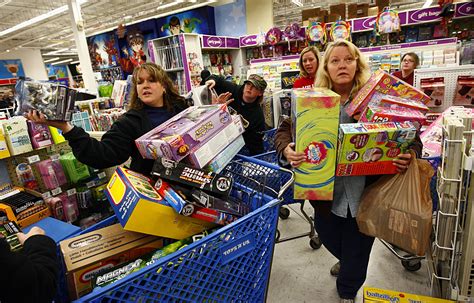 Black Friday 2014 Why Shopping For Deals Makes People Go Crazy