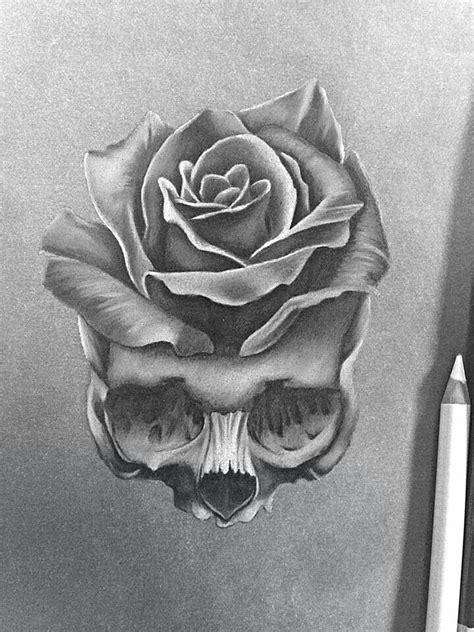Pin By Sedat Tan On Ttt Skull Rose Tattoos Skull Hand Tattoo Hand