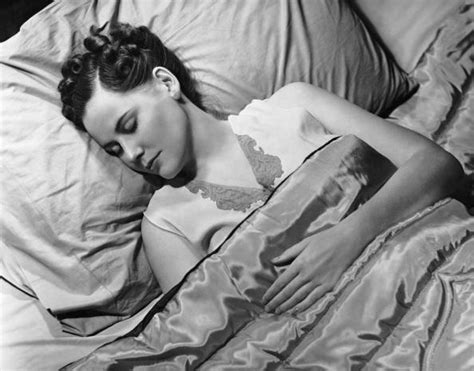 Interrupted Sleep Affects Mood Worse Than Delayed Bedtimes Youth