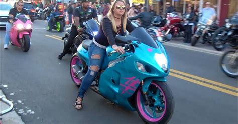 We Cant Stop Staring At These 10 Crazy Pics From Biker