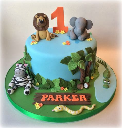 First Birthday Jungle Themed Cake First Birthday In 2019