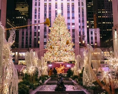 91st Annual Rockefeller Christmas Tree Lighting Nyc — Average Socialite