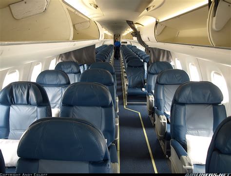 Embraer 175lr Erj 170 200lr Delta Connection Compass Airlines