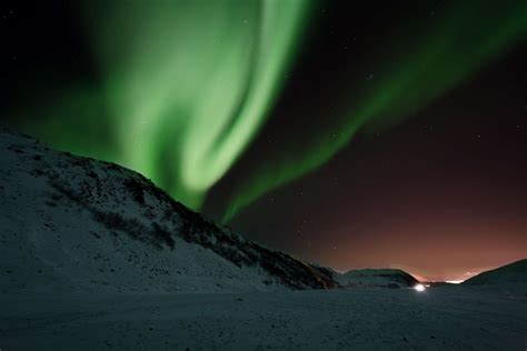 2795x1864 Aurora Borealis Mountain Nightscape Northern Lights Sky