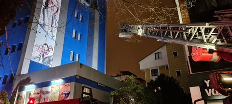 Son dakika yangın haberlerini buradan takip edebilirsiniz. İstanbul'da hastanedeki yangın ucuz atlatıldı