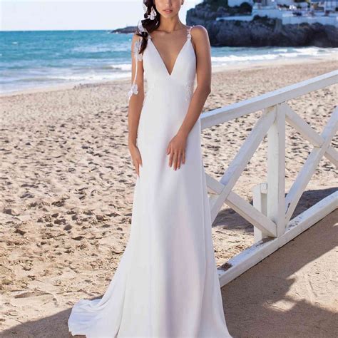 Simple Affordable Beach Wedding Dresses Rodriguez Viey
