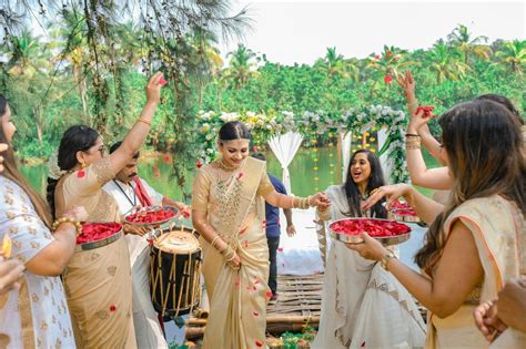 Intimate Kerala Wedding By The Backwaters Full Of Love And Warmth