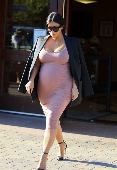 Kim Kardashian Pregnant 2015 Pregnant Kim Kardashian Out And About In Malibu 09 20 2015