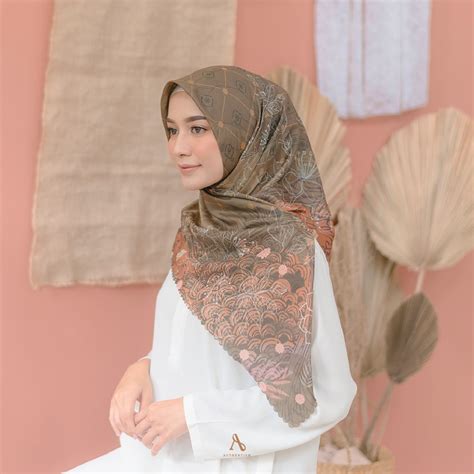 jual azha series annae scarf hijab voal ultrafine lasercut hijab segiempat voal print