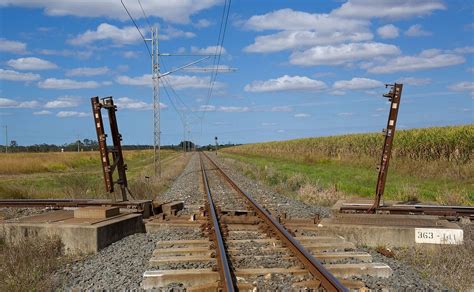 Unusual Drawbridge Railway Crossing Inward Australia Amusing Dunia