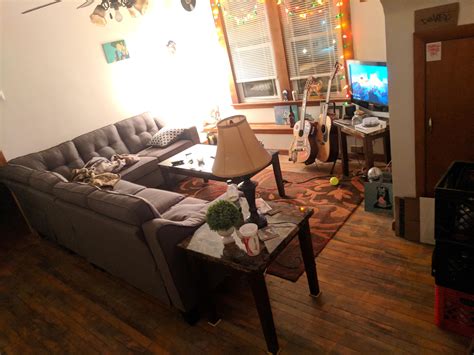 My Living Room Aka Second Bedroom First Time Post Rmalelivingspace