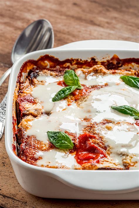 Maybe you would like to learn more about one of these? Melanzane alla parmigiana vegan al forno light | Veganly ...