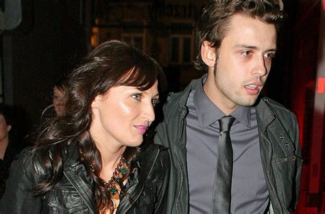 Para, która pobrała się w 2008 roku i wychowywała razem dwójkę dzieci, postanowiła po 11 latach zakończyć swój związek. Reni Jusis i Tomek Makowiecki są już po rozwodzie ...