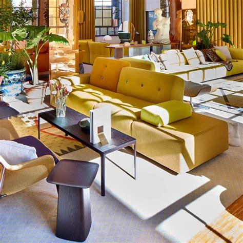 Divano in tessuti misti coordinati nei colori. Sofá Polder Compact de Vitra - Tienda online de Naharro ...