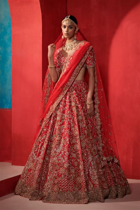 Bridaltrunk Online Indian Multi Designer Fashion Shopping New Arrivals