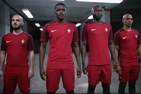 Vídeo Do Equipamento De Portugal Para O Euro2016 Seleção Nacional
