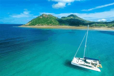 Whitsundays Islands Sailing Featured Whitsunday Islands Tours