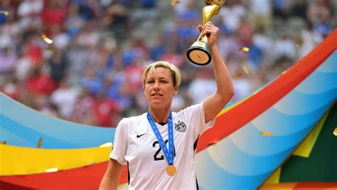 Abby Wambach Announces Her Retirement From Soccer