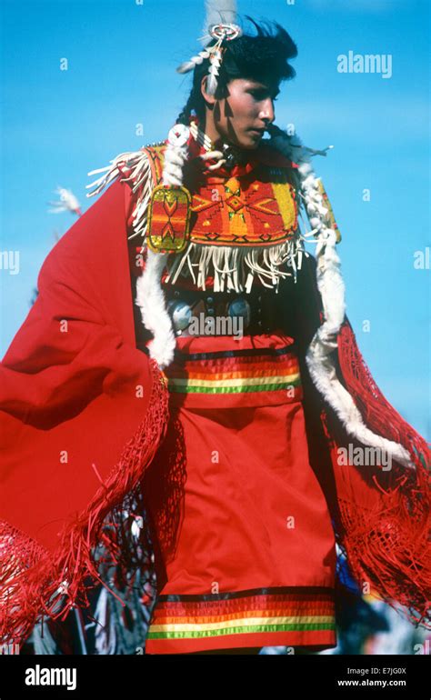Anishinabe Woman Hi Res Stock Photography And Images Alamy
