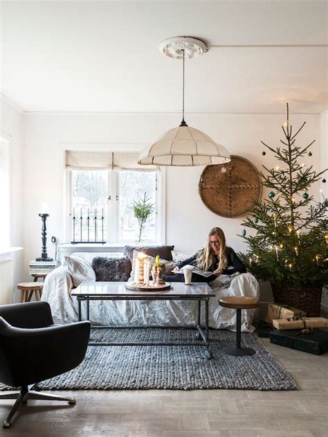 14 Gorgeous Scandinavian Living Rooms Dressed For Christmas
