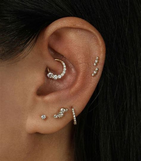 How To Curate The Perfect Ear Stack According To Jewellery Designers