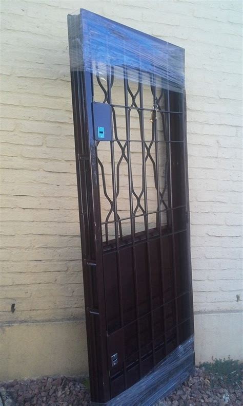 Puerta Chapa + Reja (hierro 12mm) 3 Cerraduras De Seguridad - $ 5.805