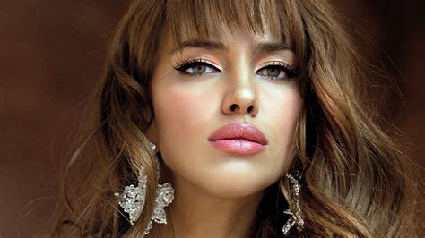 Russian Model Irina Shayk Wallpapers And Images Wallpapers Pictures Photos
