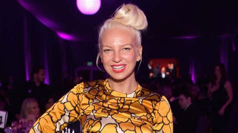She is also part of the supergroup, lsd alongside, british. Adelaide Born SIA Is A Grandmother At 44 - KIDDO Mag