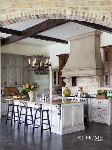 33 Amazing Country Chic Kitchens Brimming With Character