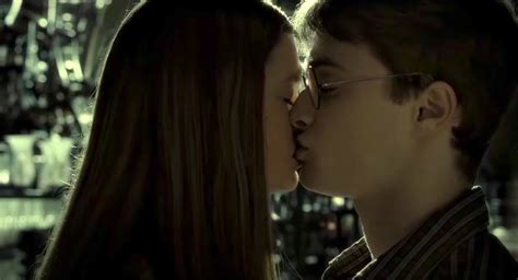 Schänder Bahnhof diese harry potter and ginny weasley first kiss Fax Schrein Horizontal