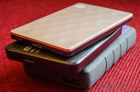 With sleek colors to choose from and up to 2tb of capacity for a growing digital library, this portable hdd is compatible with usb 3.0 and both windows and mac computers. Seagate Backup Plus Ultra Slim 2TB Review