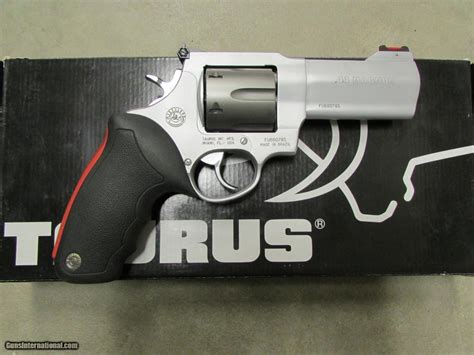 Taurus Model 444 Ultralite Titaniumstainless 44 Magnum 4 Barrel
