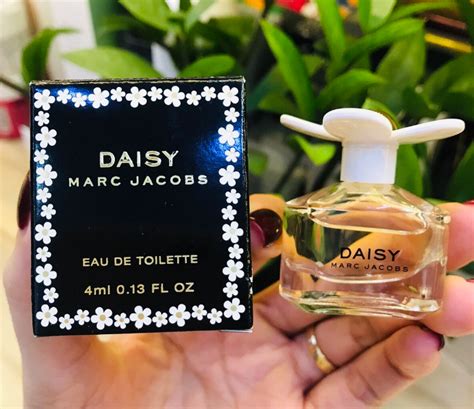 Nước hoa Marc Jacobs Daisy Sample Mini