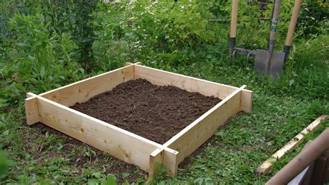Créer un carré potager dans son jardin sem jardin com
