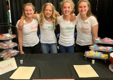 Th Grade Babes Create Sell Earn To Benefit Others Santa Clarita Christian Babes