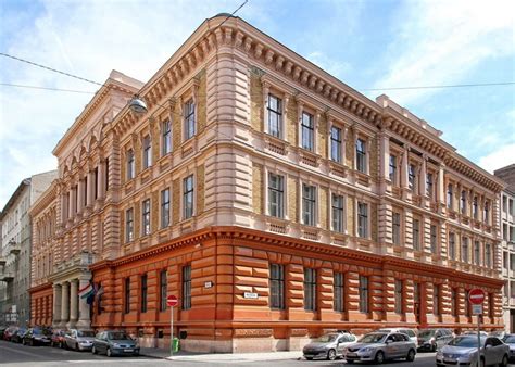 Budapesti Gazdasági Egyetemként működik tovább a Budapesti Gazdasági ...
