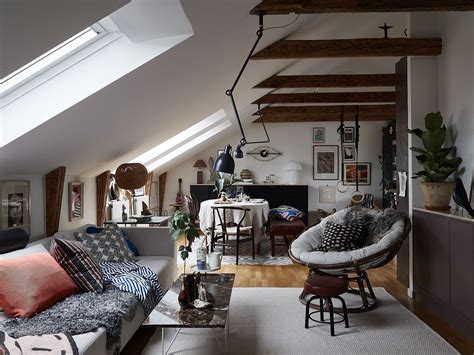 A Cozy Scandinavian Attic Apartment Idéer För Heminredning Hem
