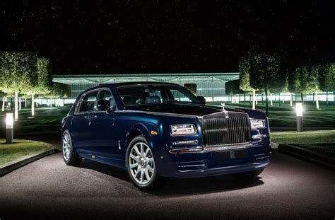 A Diamond Studded Special Edition Rolls Royce Phantom Debuts At Dubai