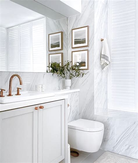 White Marble Bathrooms Home Design Ideas
