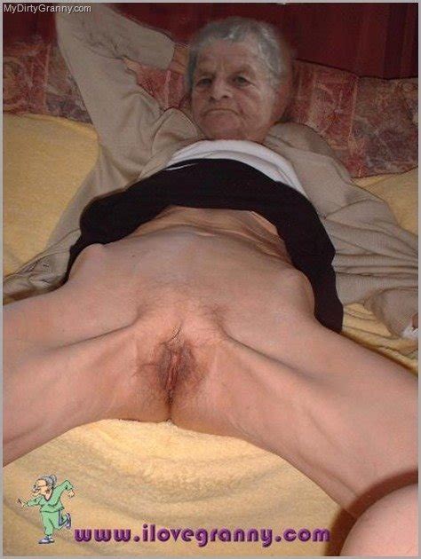 Very Wrinkled Old Granny Spreading Mega Porn Pics