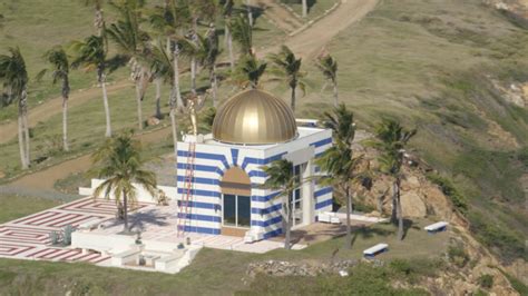 Jeffrey Epstein S Island What S The Story Behind His Random Temple