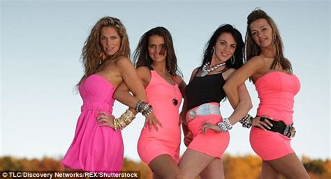Gypsy Sisters Star Is Charged Over Toys R Us Coupons Scam Daily Mail Online