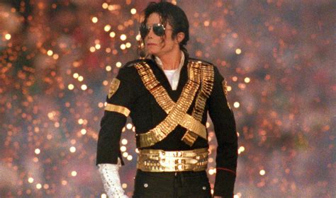 Michael Jackson S Epic Super Bowl Halftime Show In The S Ruled