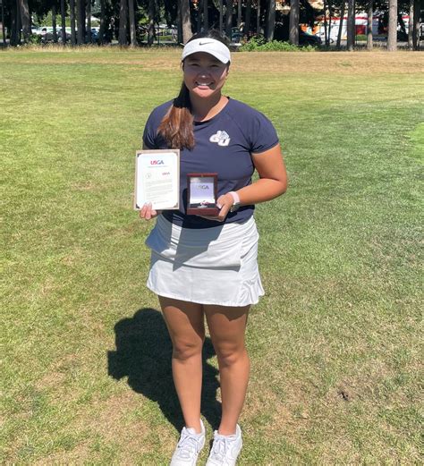 Kim Medals In Us Womens Amateur Qualifying At Lake Spanaway Washington Golf Wa Golf