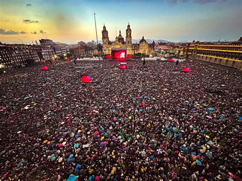 Concierto De Los Fabulosos Cadillacs Reúne A 300000 Personas En El Zócalo De Ciudad De México