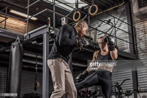 Male Vs Female Boxing Fotografias E Filmes Do Acervo Getty Images