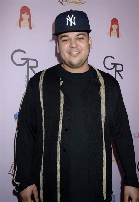 rob kardashian shows off weight loss in pics with scott disick and more
