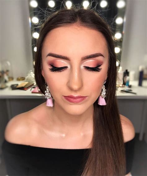 Lovely Ideas For Prom Makeup The Glossychic