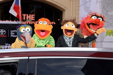 The Muppets Christmas Special Is Getting A Reboot Alt 1037