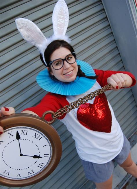 Diy Alice In Wonderland Rabbit Costume Diyqd